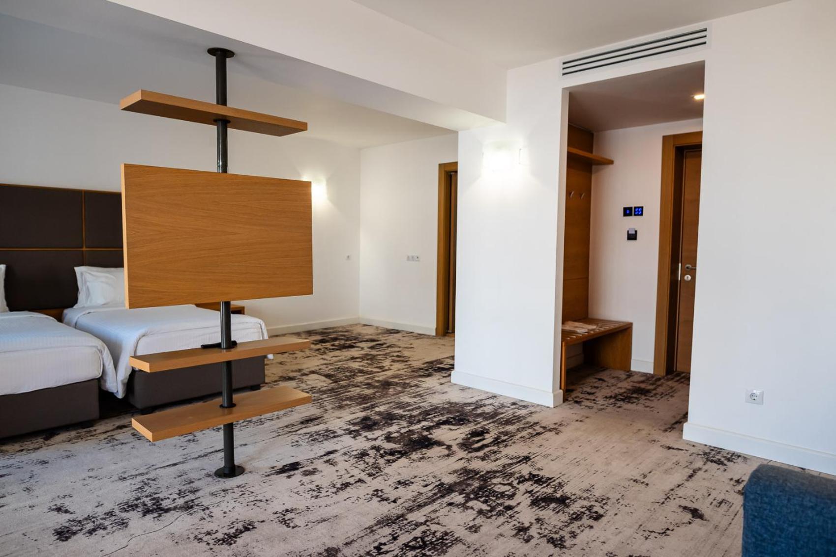 Hotel Avenue - Avenue Hotels Buzau Exterior foto